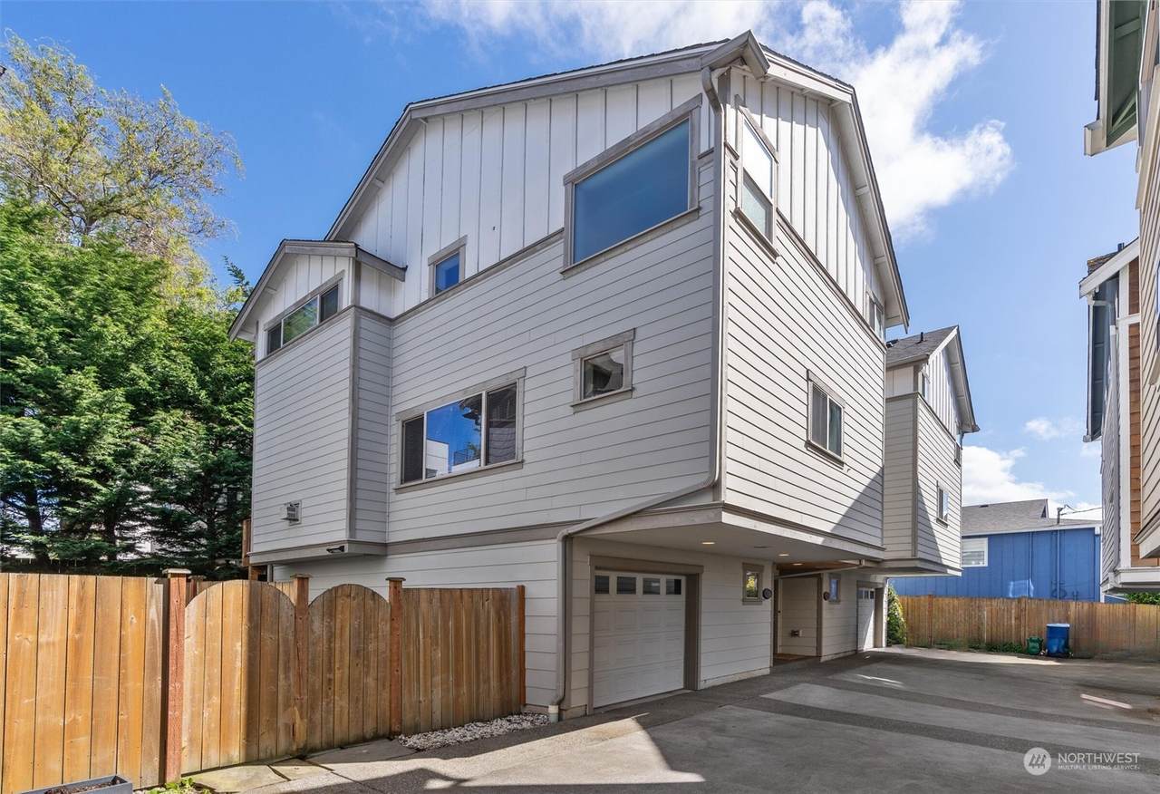 2040 63rd Street - Photo 1