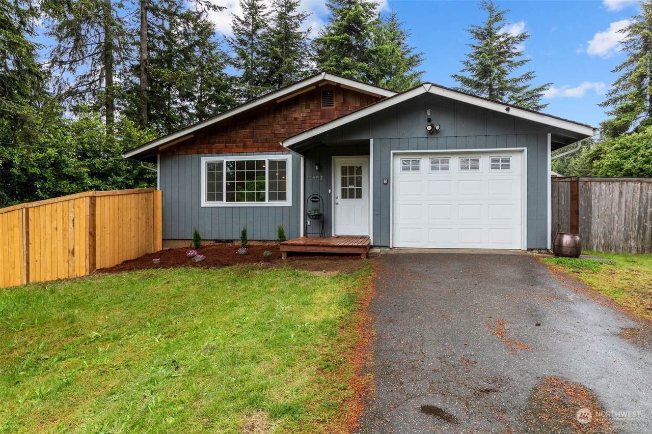 11652 Carter Avenue - Photo 1