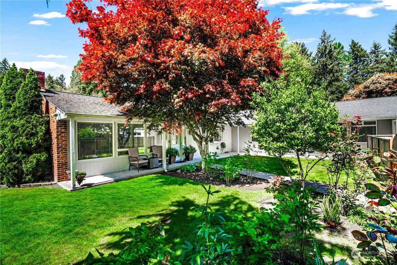 3818 178th Street - Photo 1