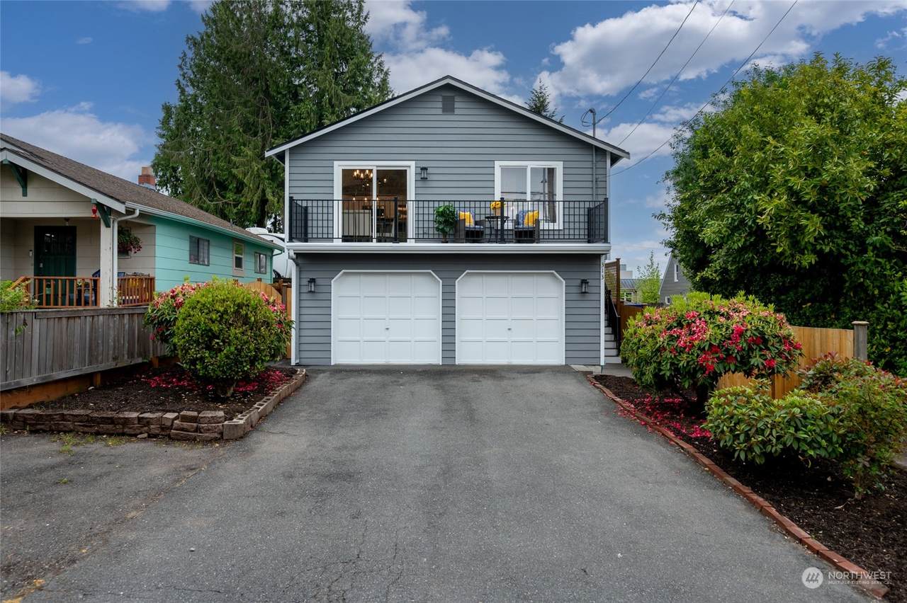 313 101st Street - Photo 1
