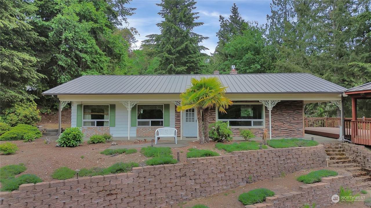 3029 Bay Drive - Photo 1