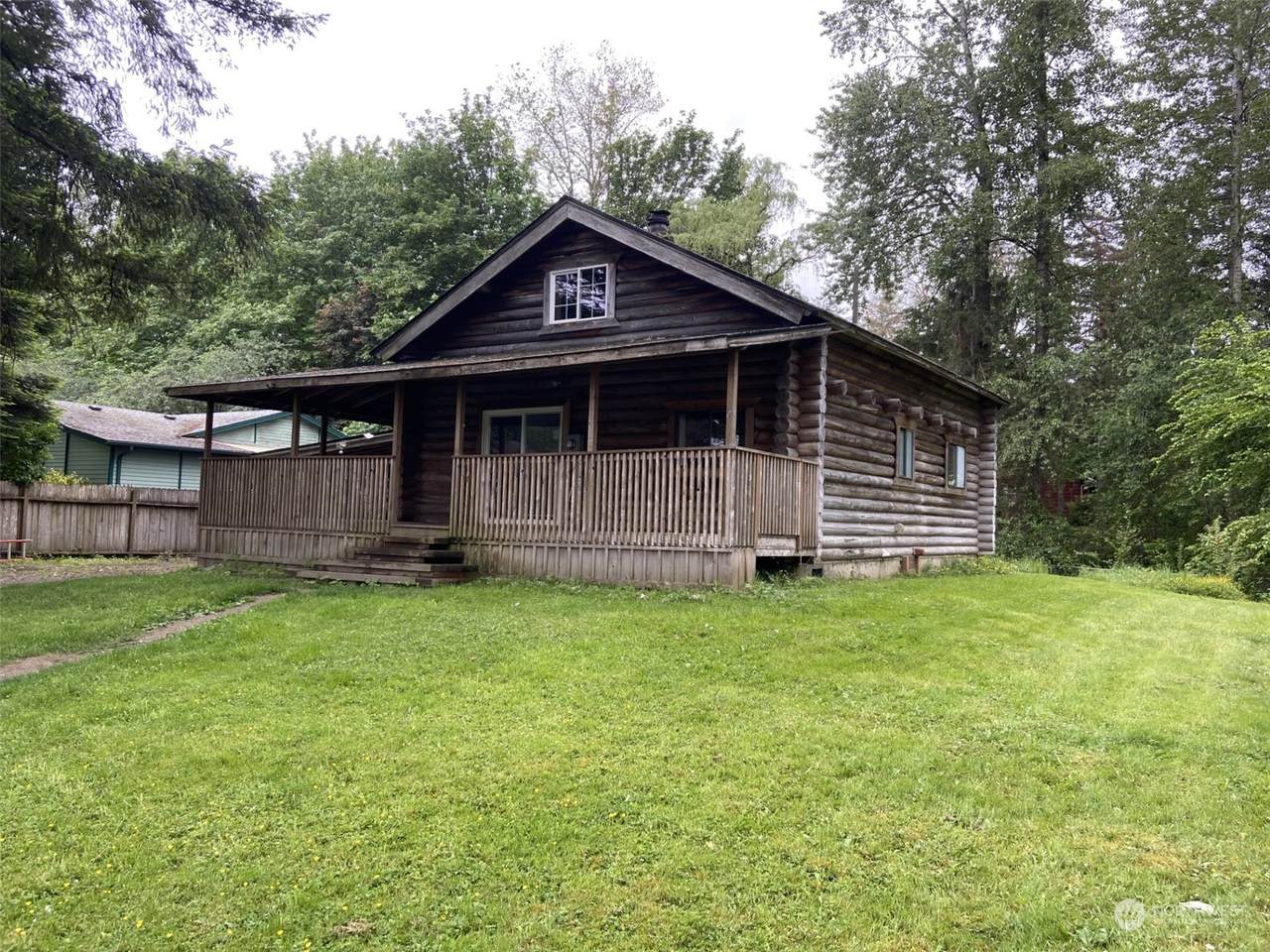 203 Skywall Drive - Photo 1