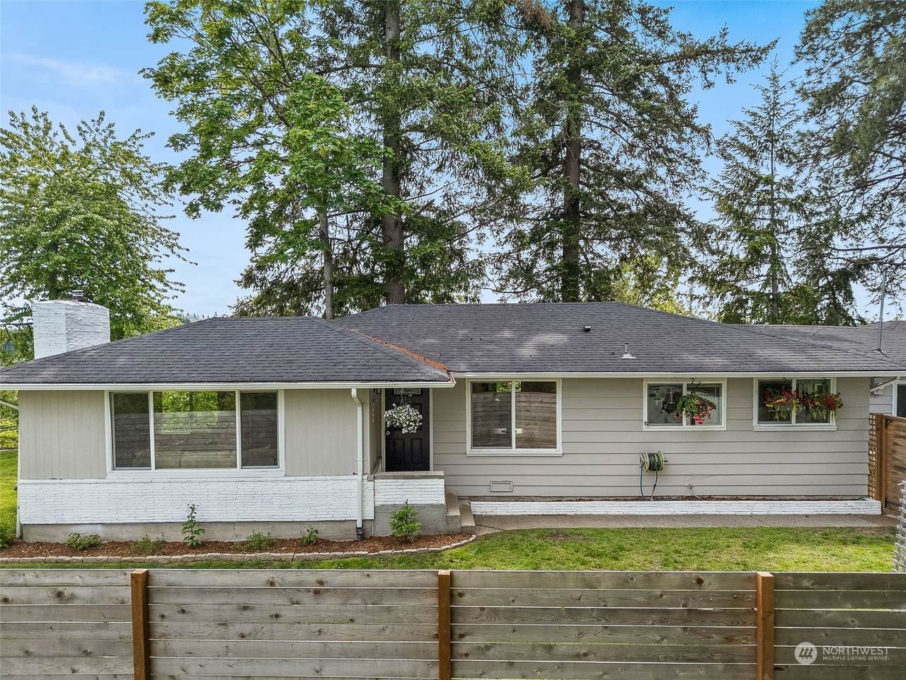 5303 Auburn Way - Photo 1