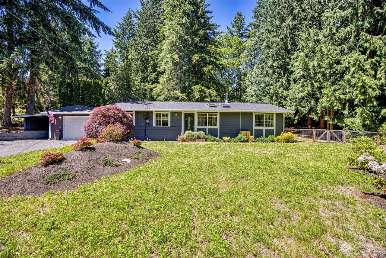9918 Valley Road - Photo 1