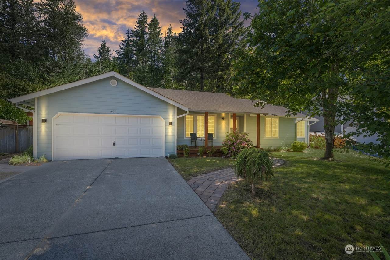750 Kelsey Lane - Photo 1