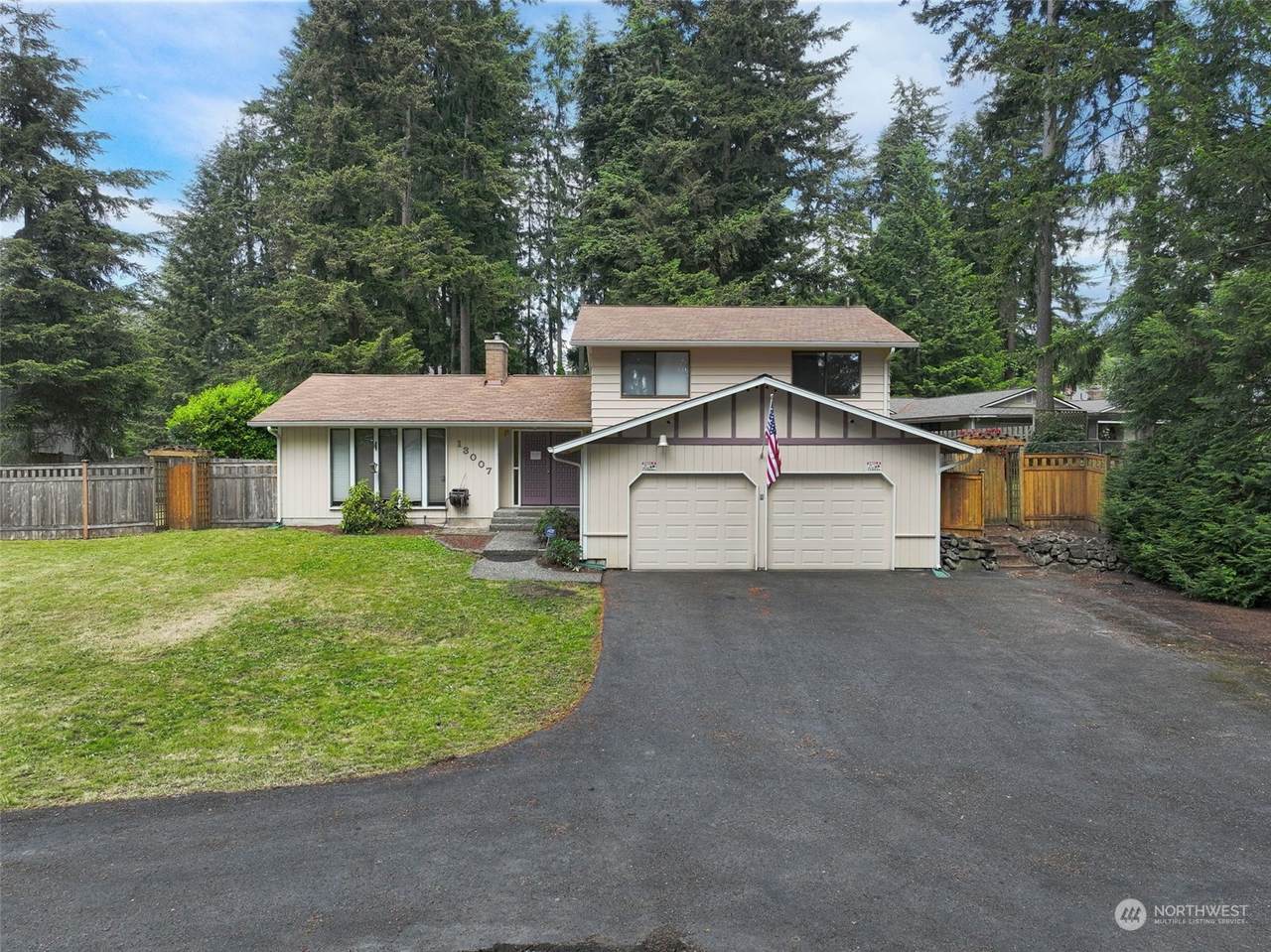 13007 Military Road - Photo 1