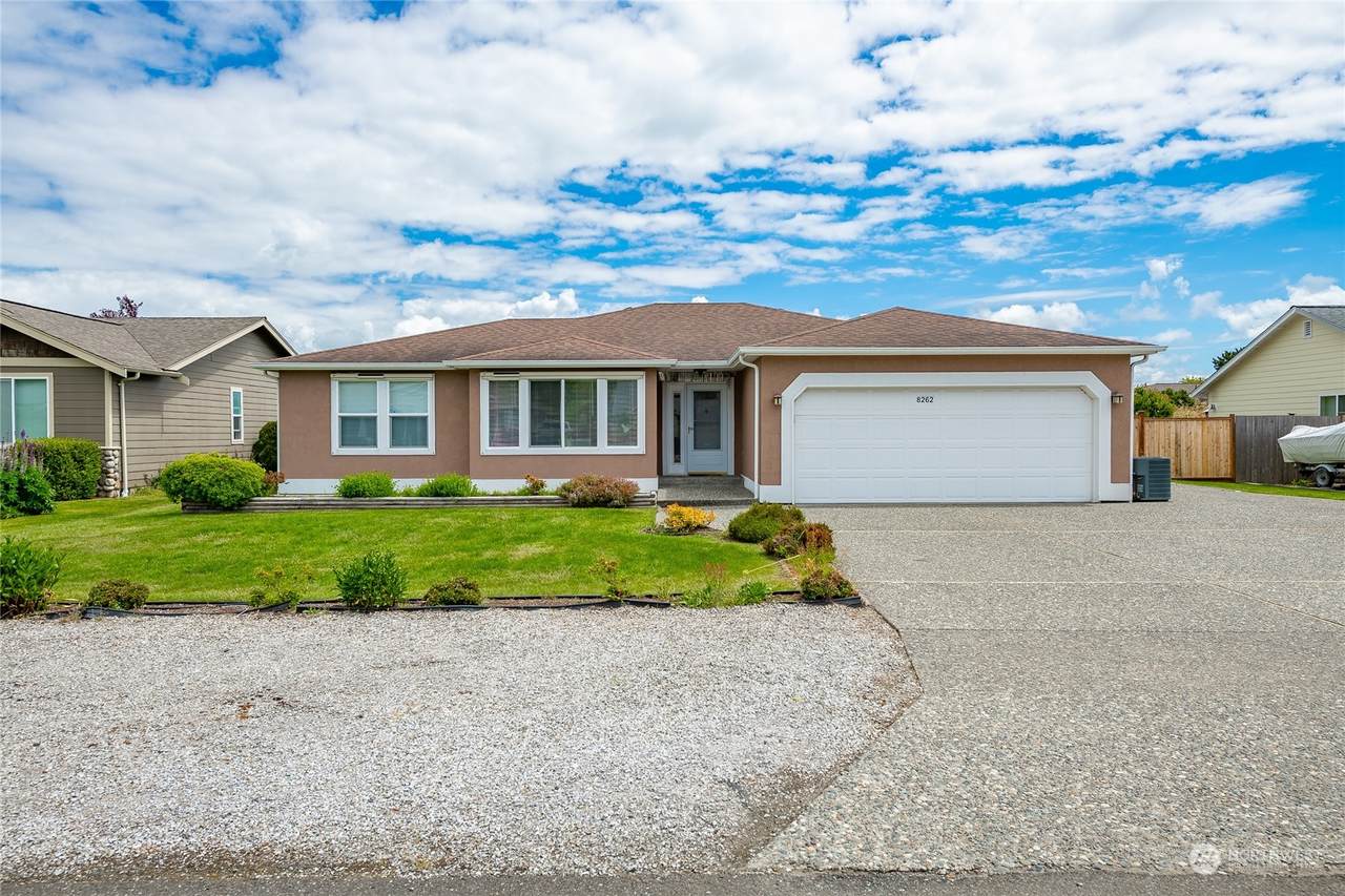 8262 Snohomish Road - Photo 1