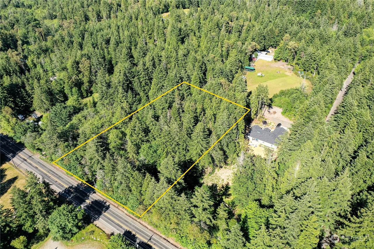 7106 161st Avenue - Photo 1