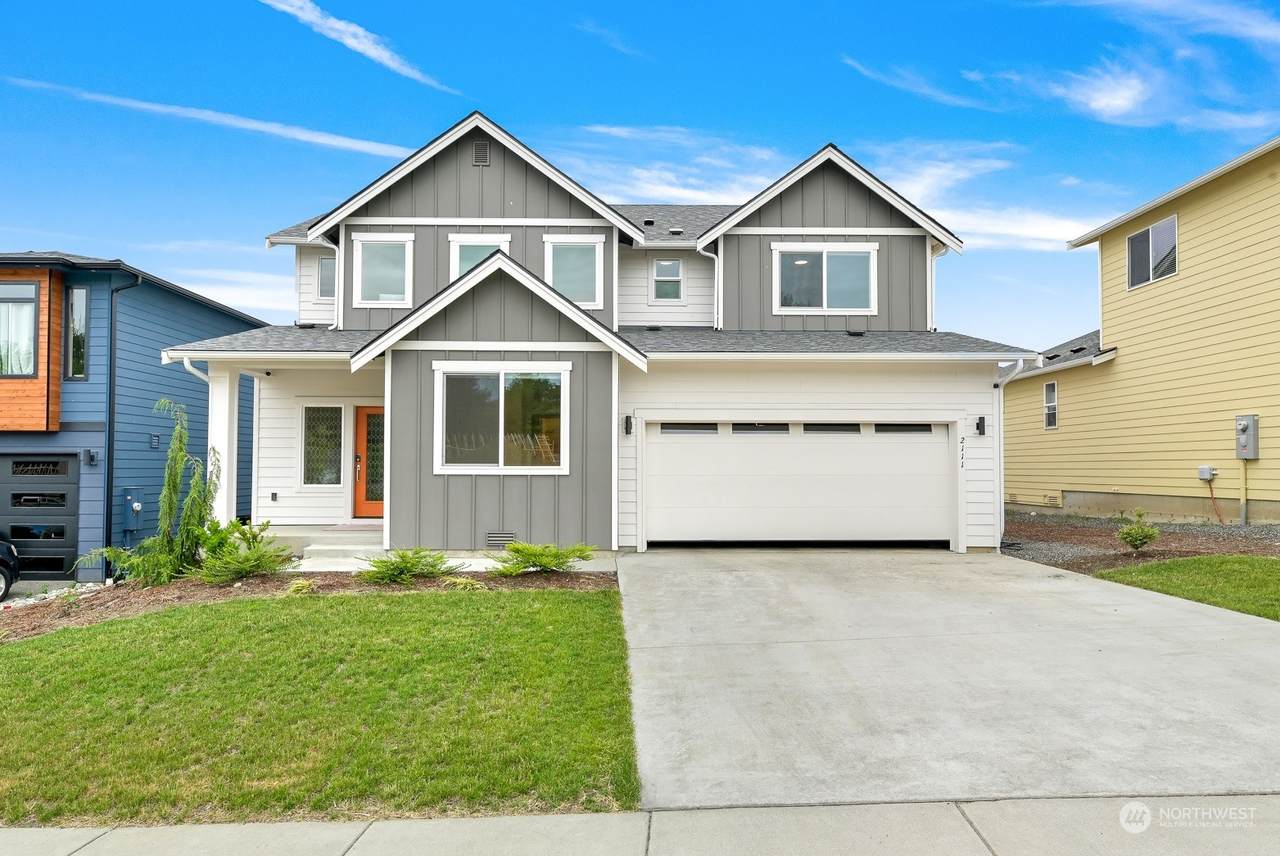 2111 Lancaster Way - Photo 1