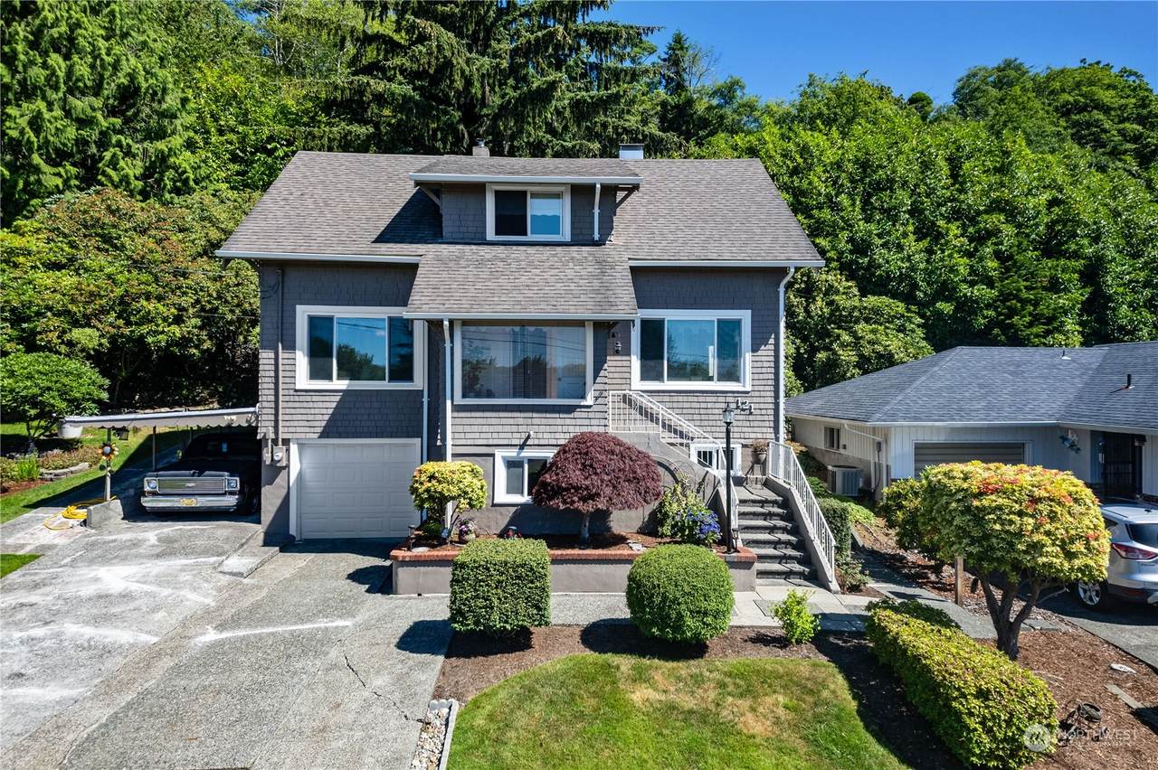 121 Chenault Avenue - Photo 1