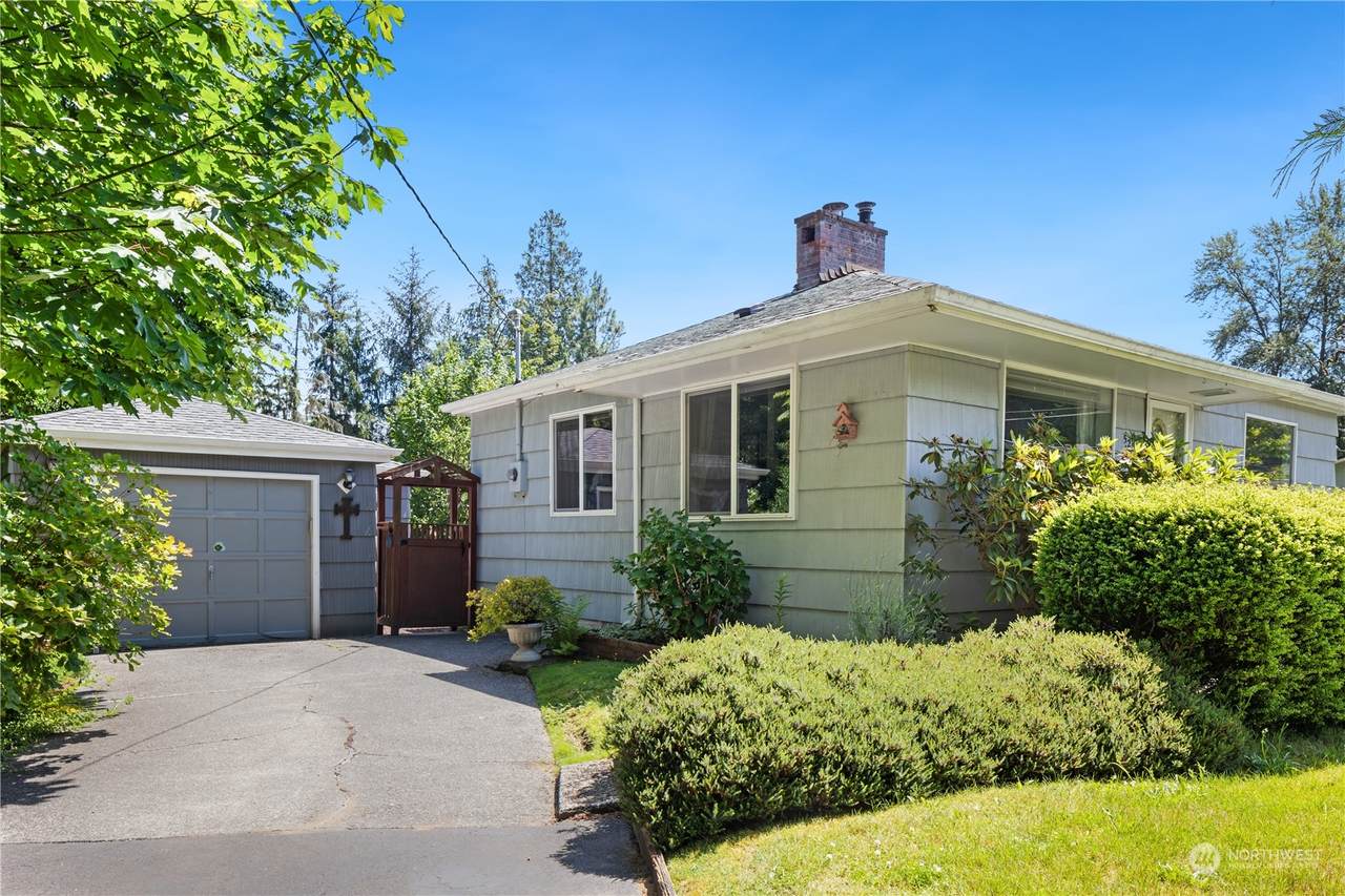 525 Davies Road - Photo 1