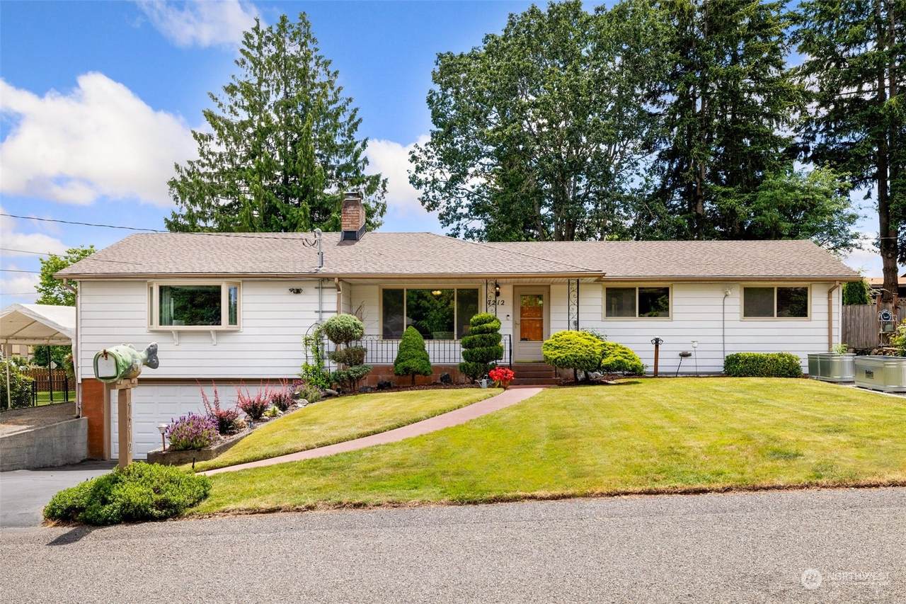 7212 25th Street - Photo 1
