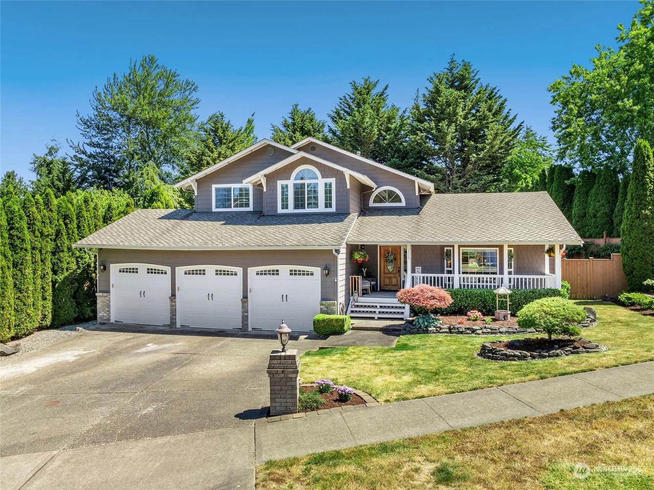 2517 18th Street - Photo 1