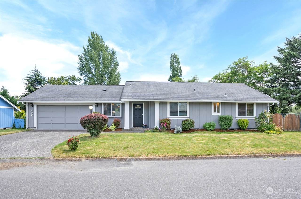 106 117th Street - Photo 1