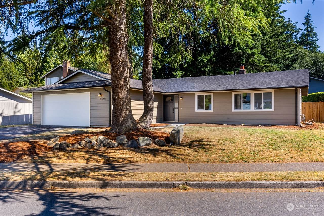 2124 19th Street - Photo 1