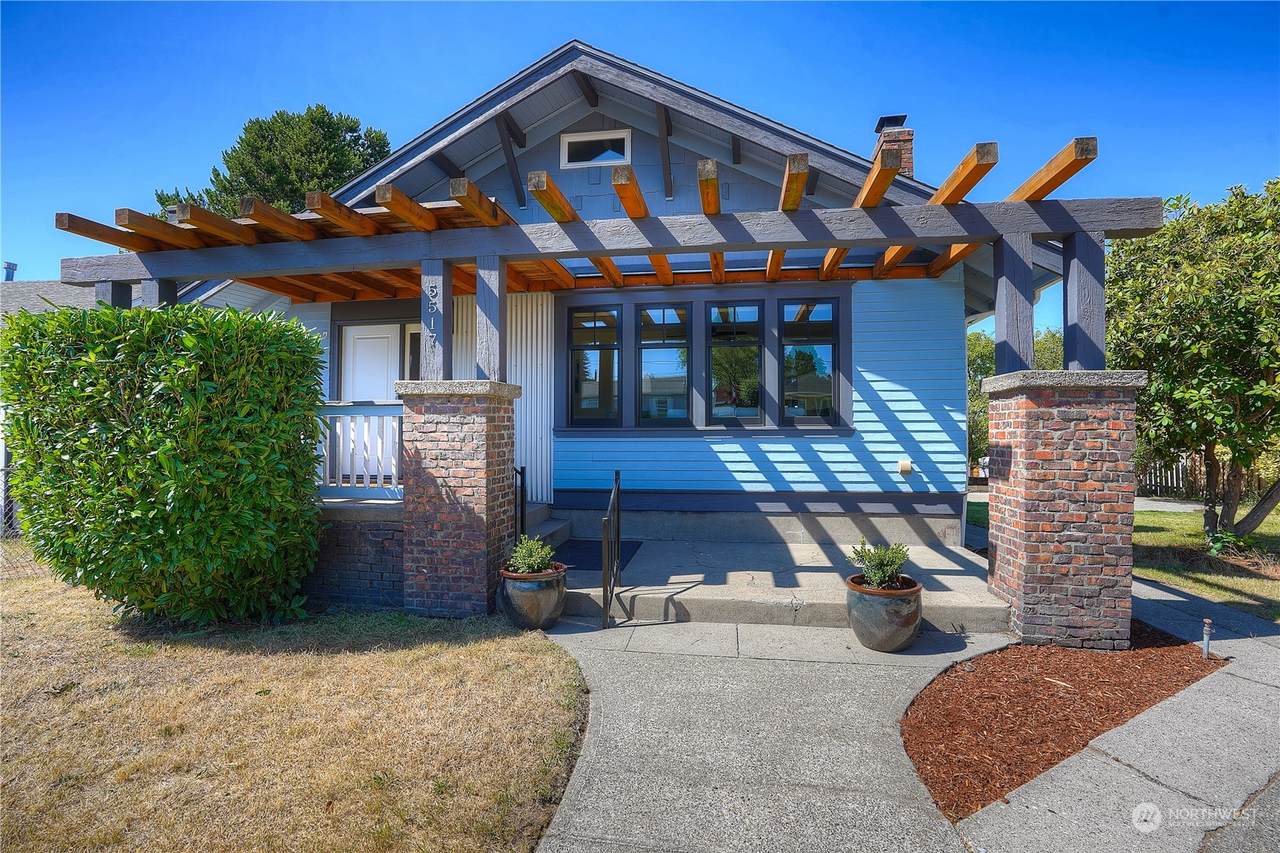 5517 45th Street - Photo 1