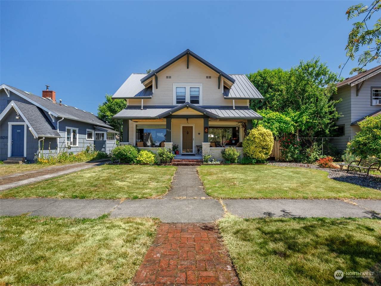 924 E Street - Photo 1