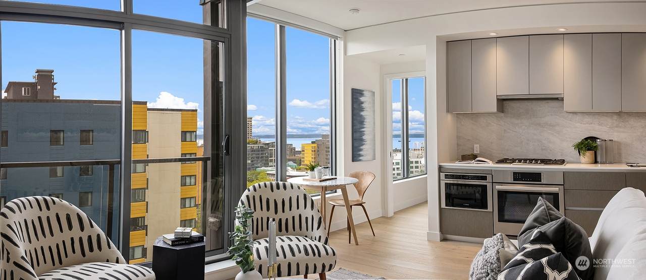 2510 6th Avenue - Photo 1