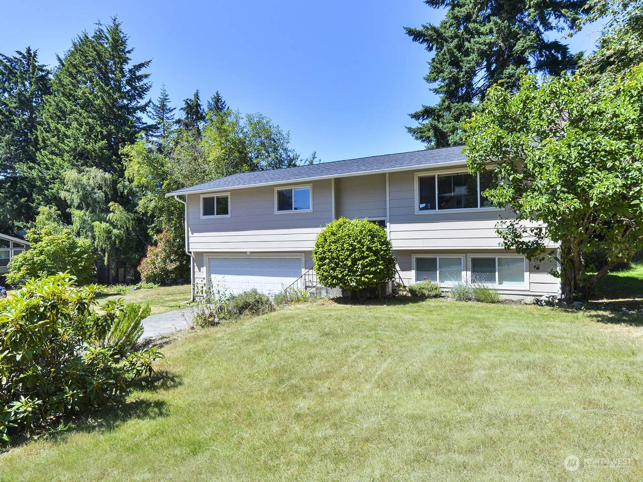 4101 60th Street - Photo 1
