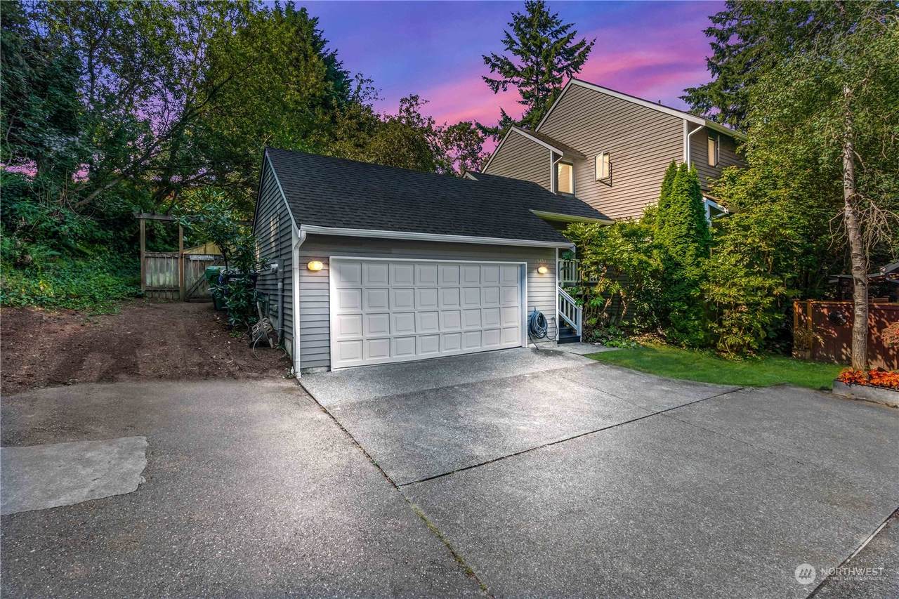 9459 37th Avenue - Photo 1
