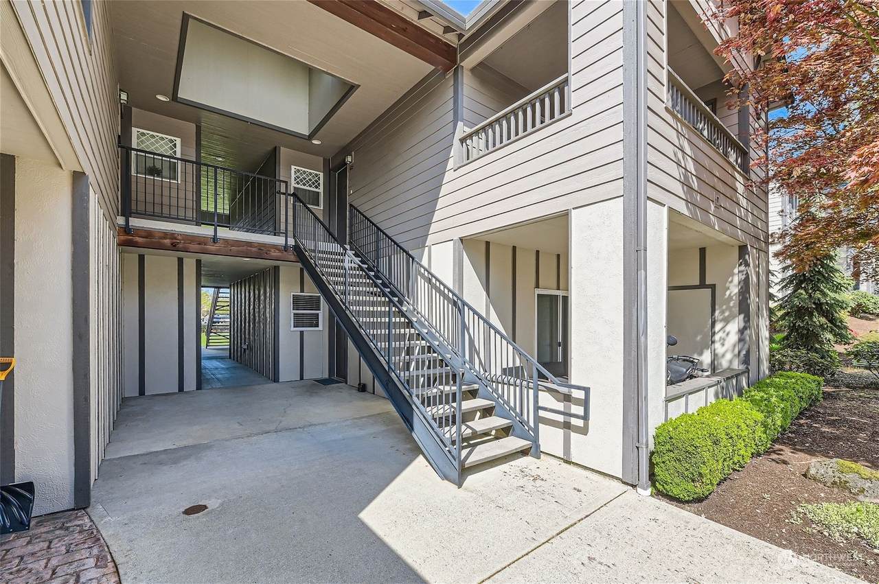 14019 20th Avenue - Photo 1