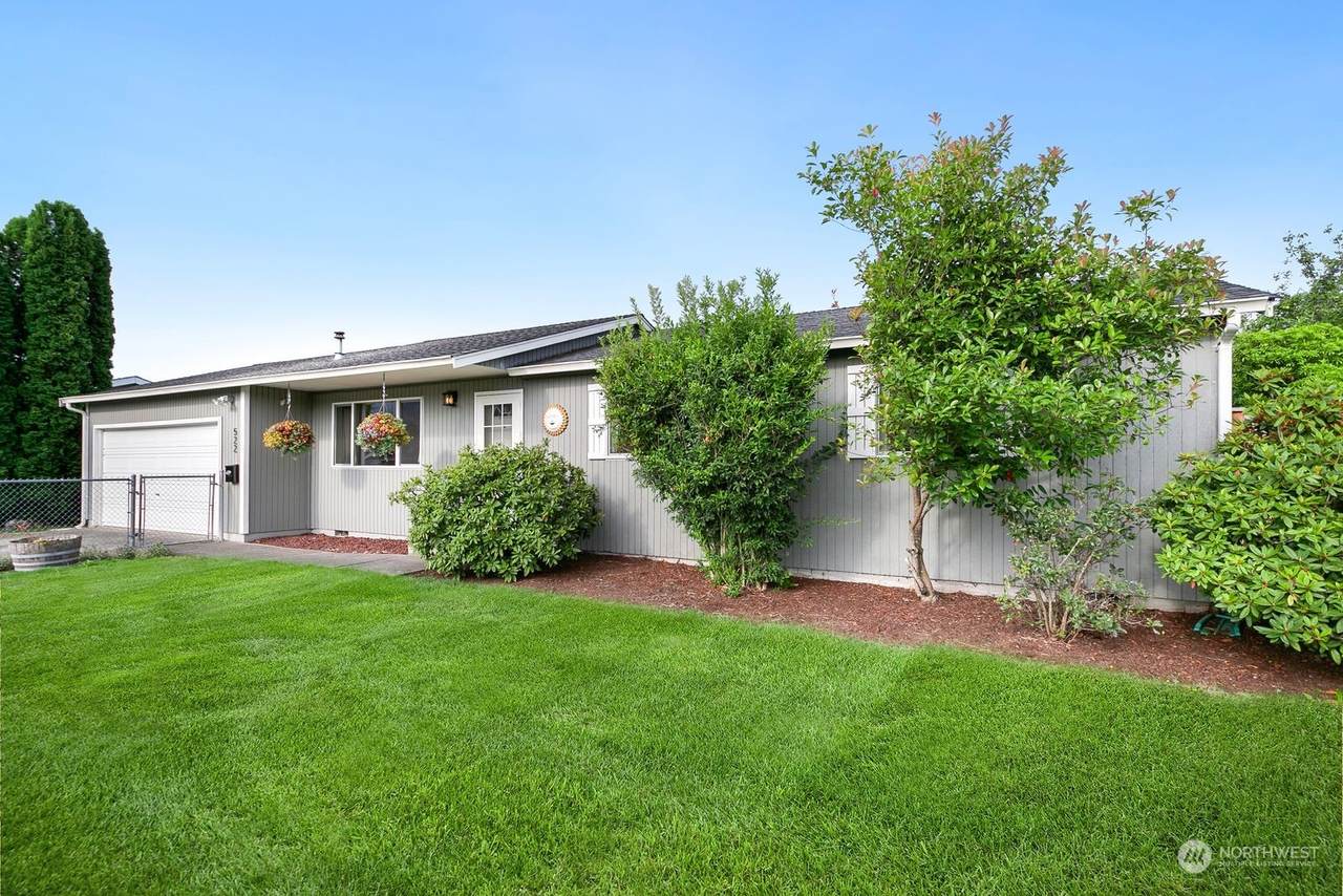 522 Harmony Lane - Photo 1