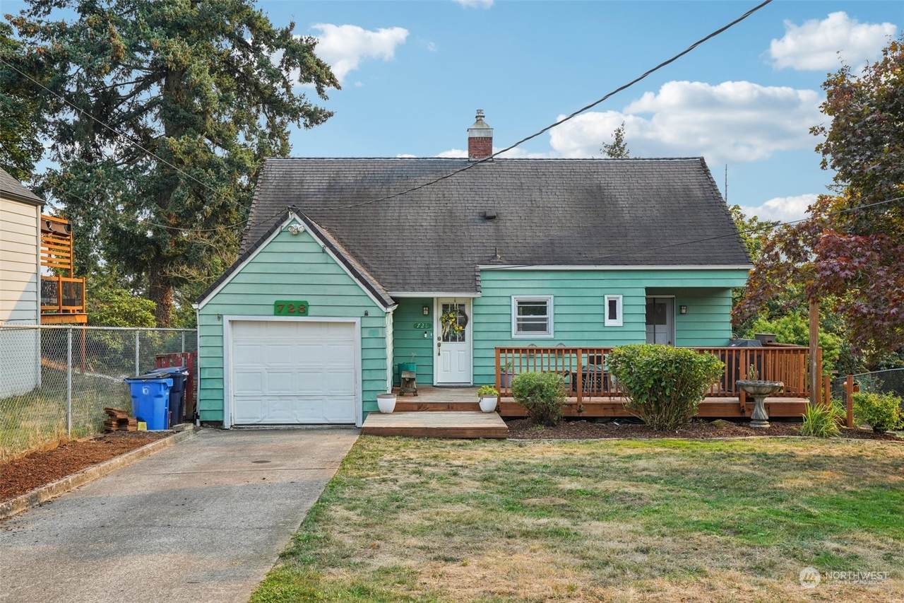 728 4th Avenue - Photo 1
