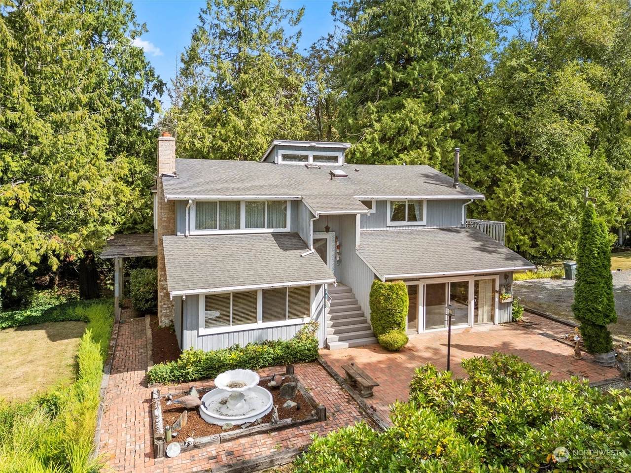 5570 Starry Road - Photo 1