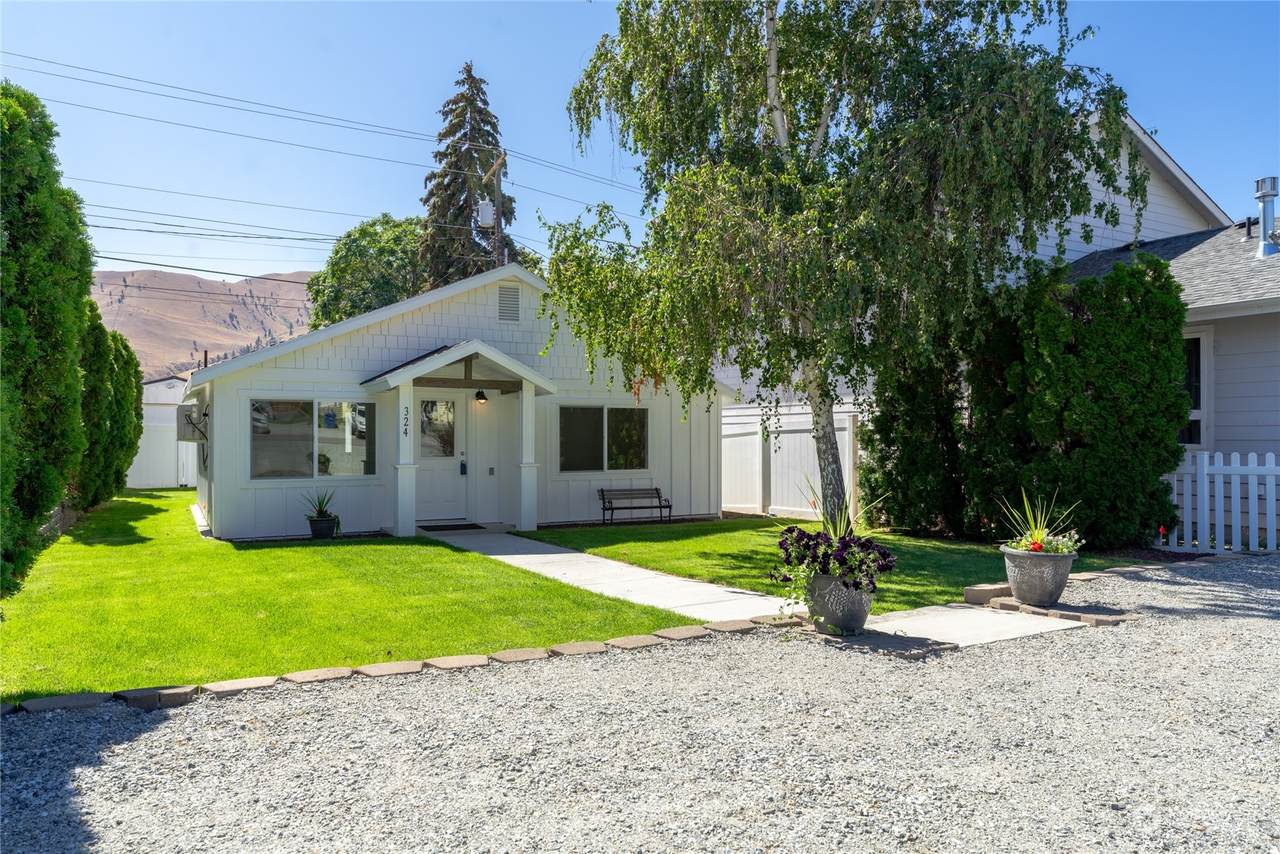 324 Nixon Avenue - Photo 1