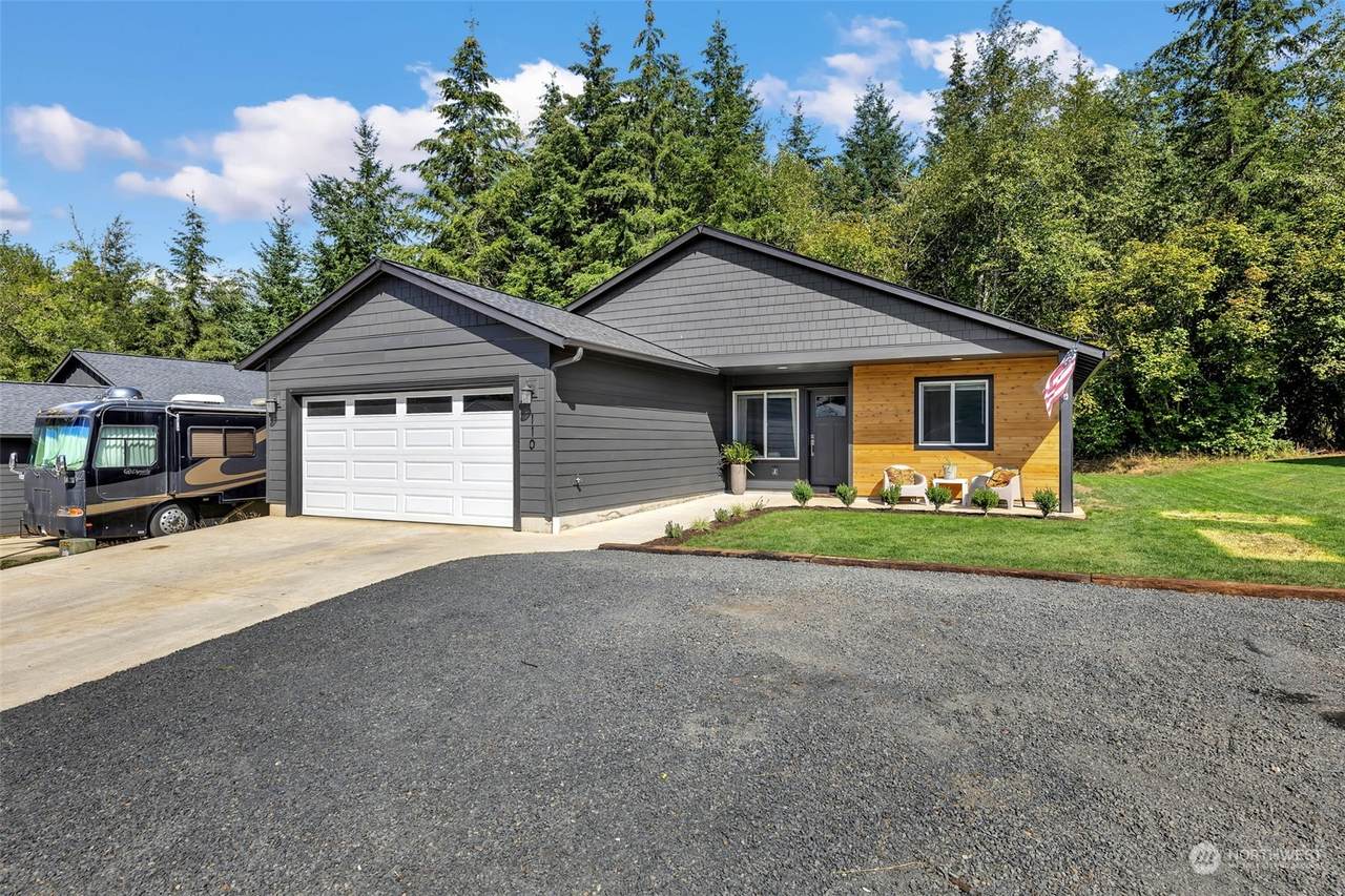 110 Oak Street - Photo 1