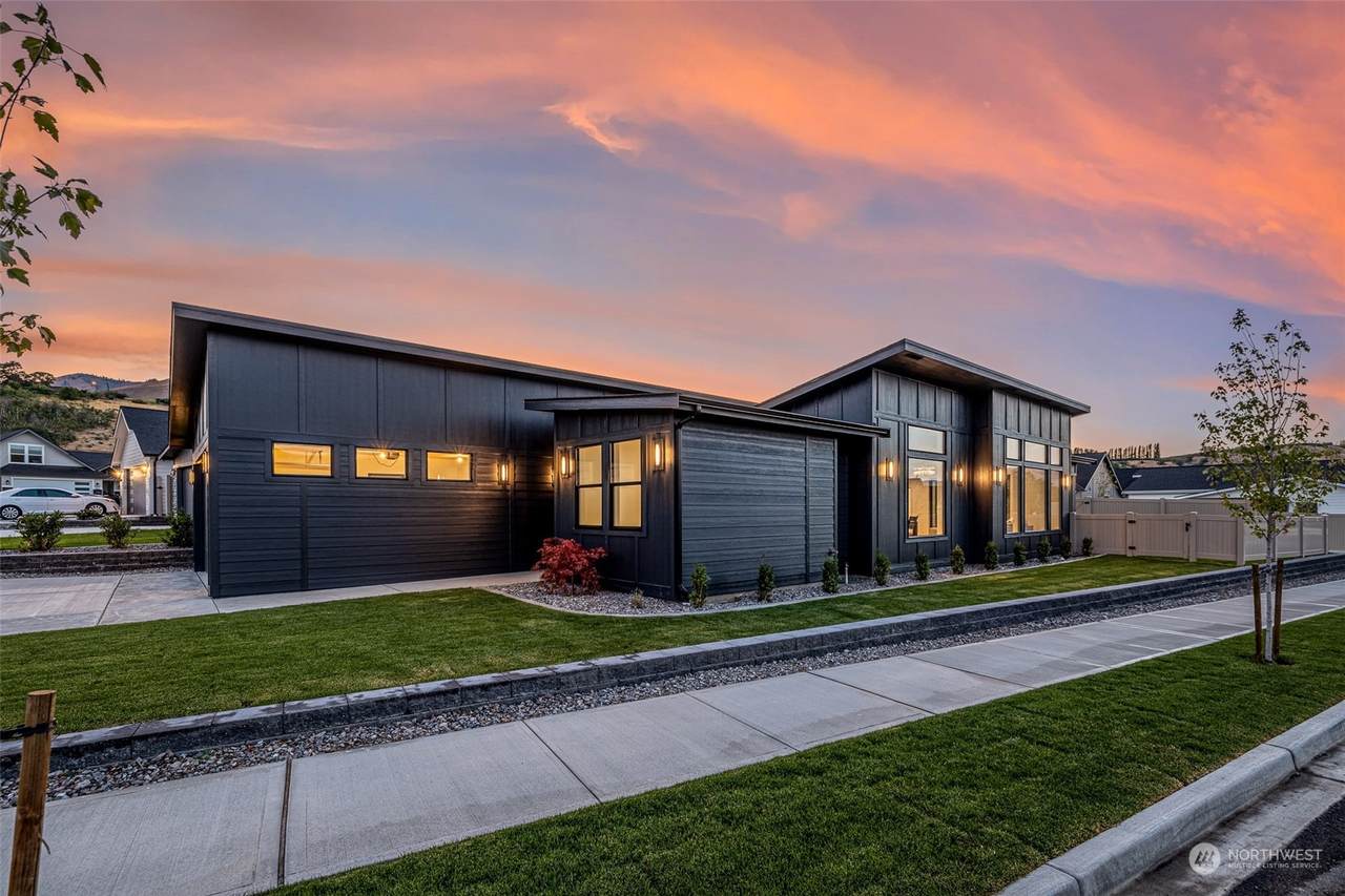 2006 Lightning Lane - Photo 1