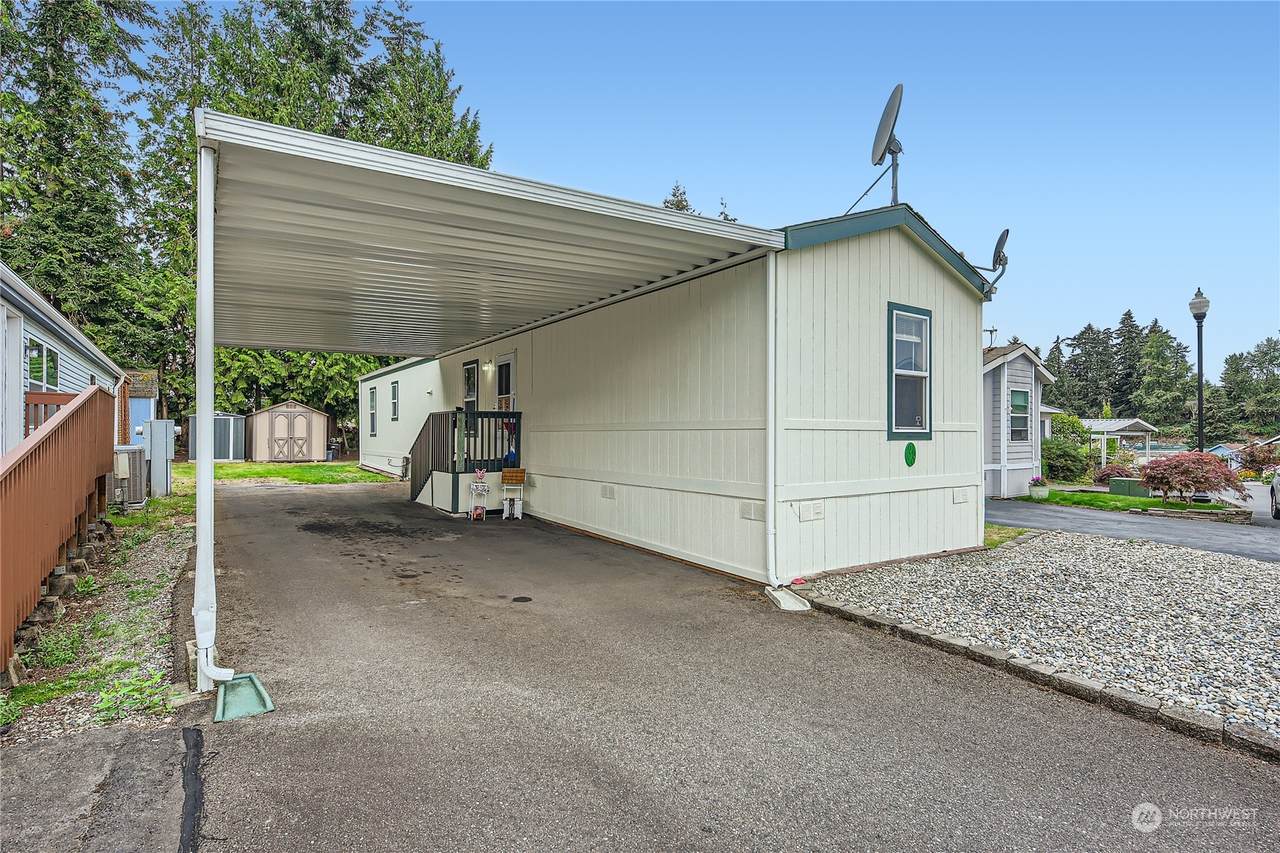 2101 S 324th Street - Photo 1