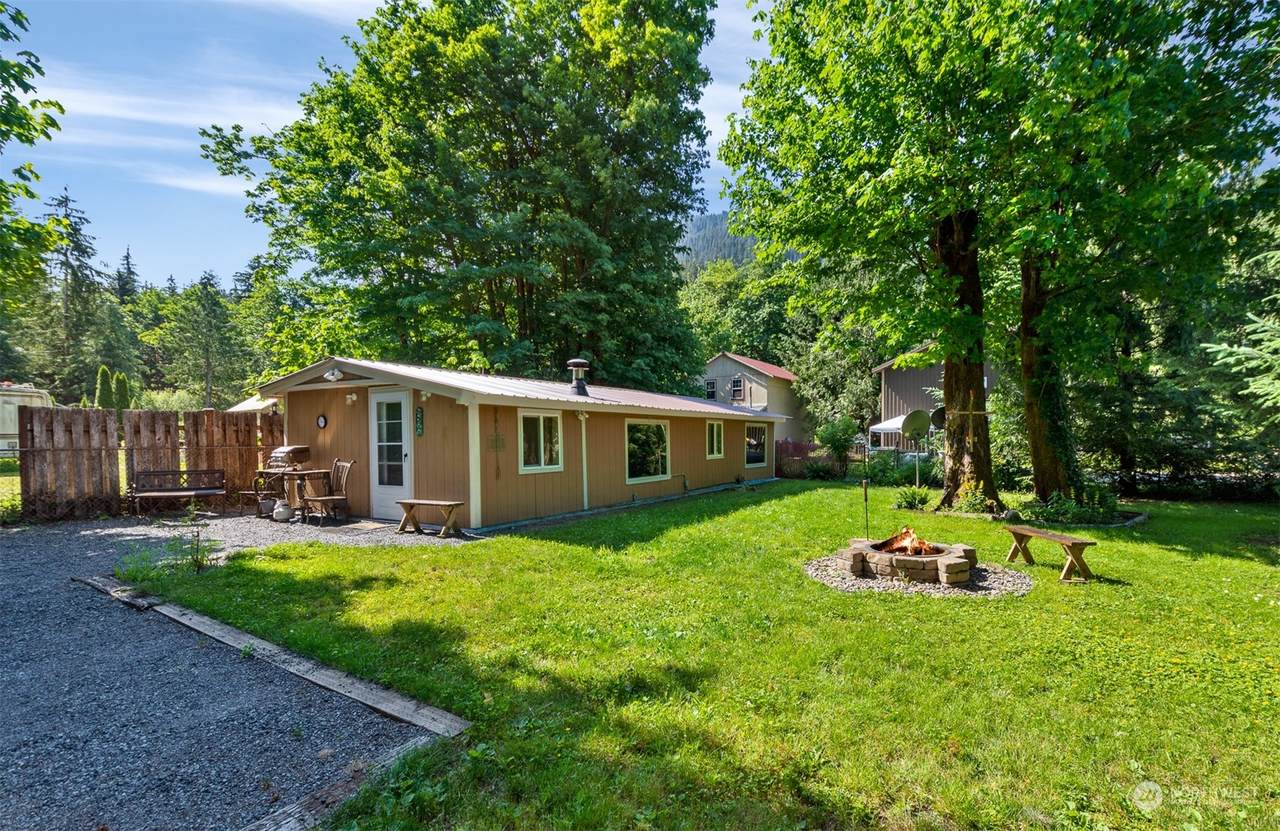 34100 Mountain Loop Highway - Photo 1