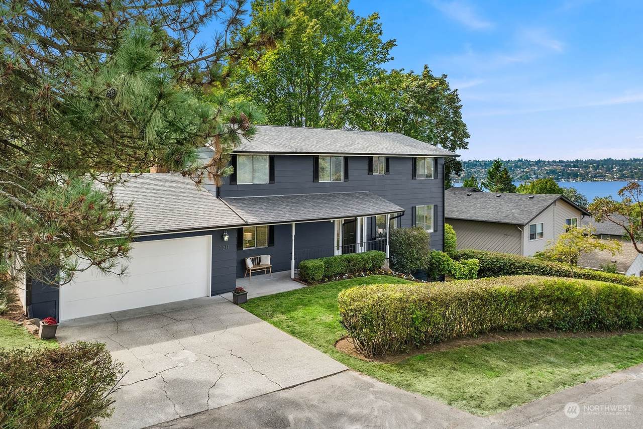 1211 28th Place - Photo 1