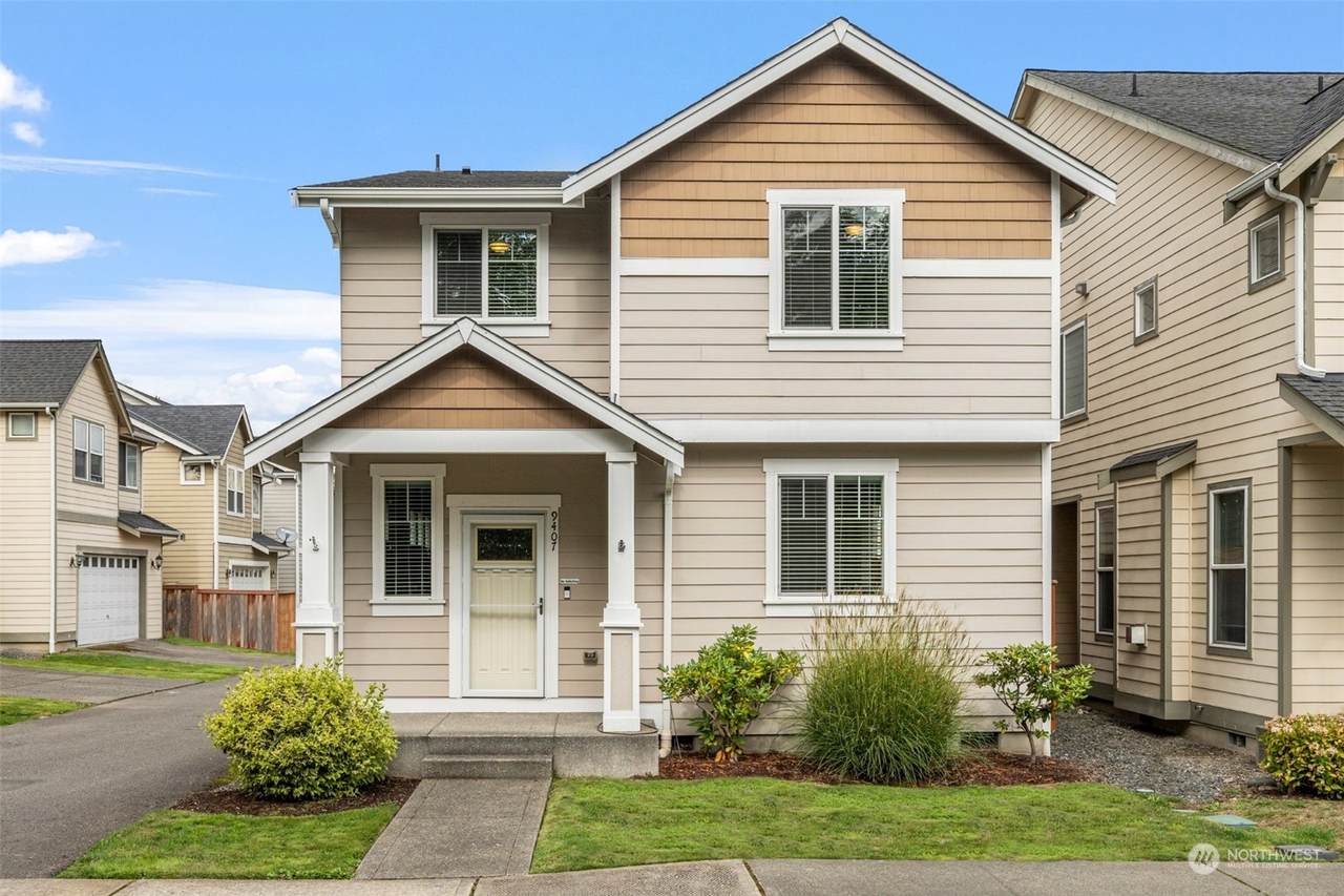 9407 134th Street - Photo 1