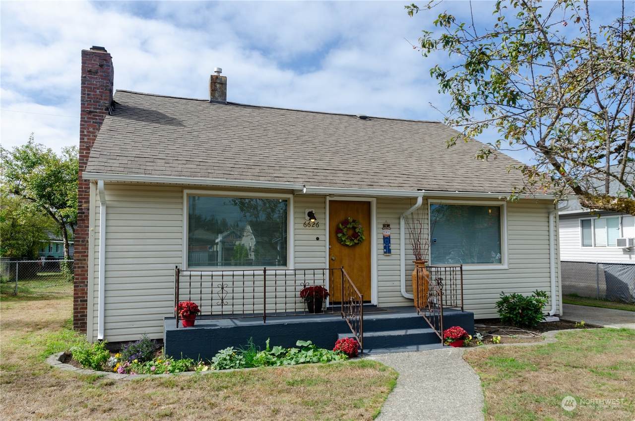 6626 Huson Street - Photo 1