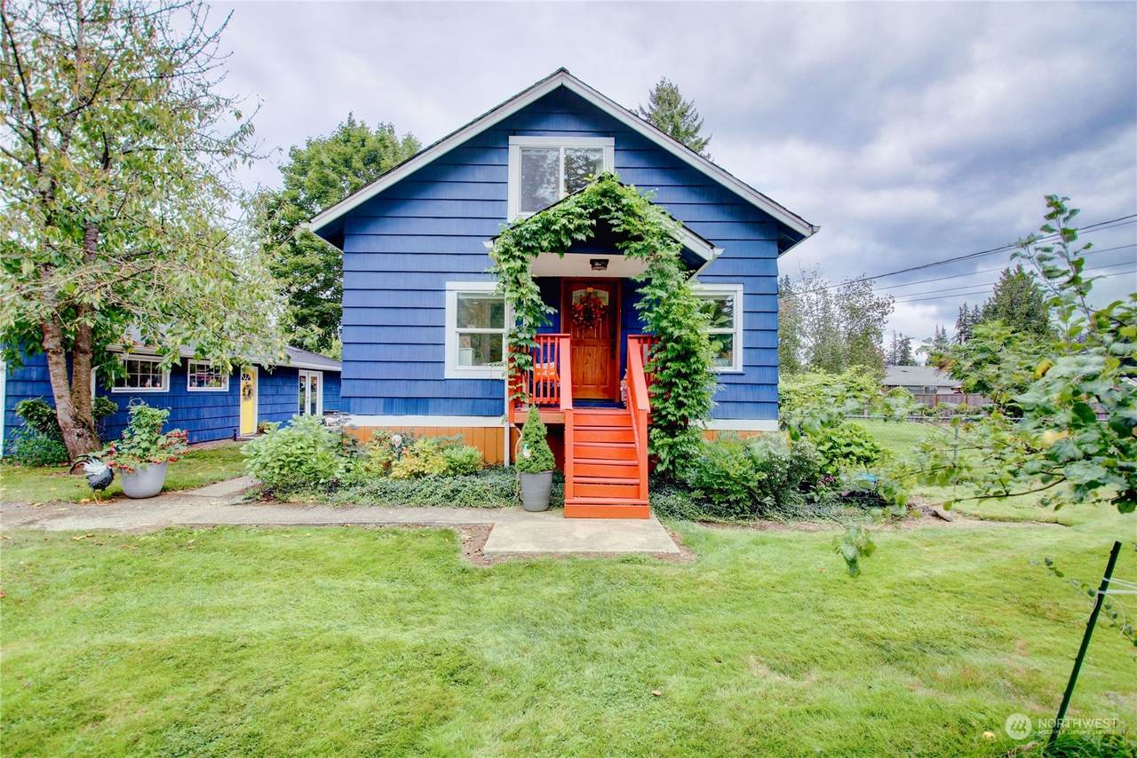 12025 44th Ne Drive - Photo 1