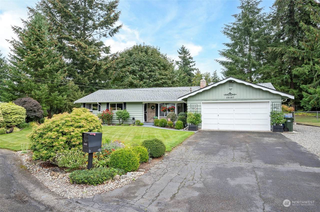 10107 87th Avenue - Photo 1