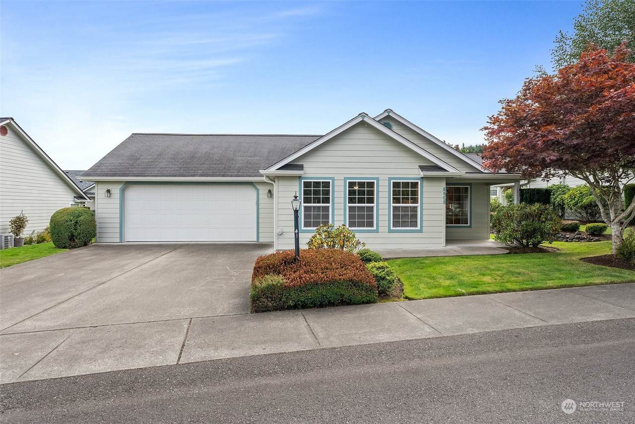 2808 Colonial Drive - Photo 1