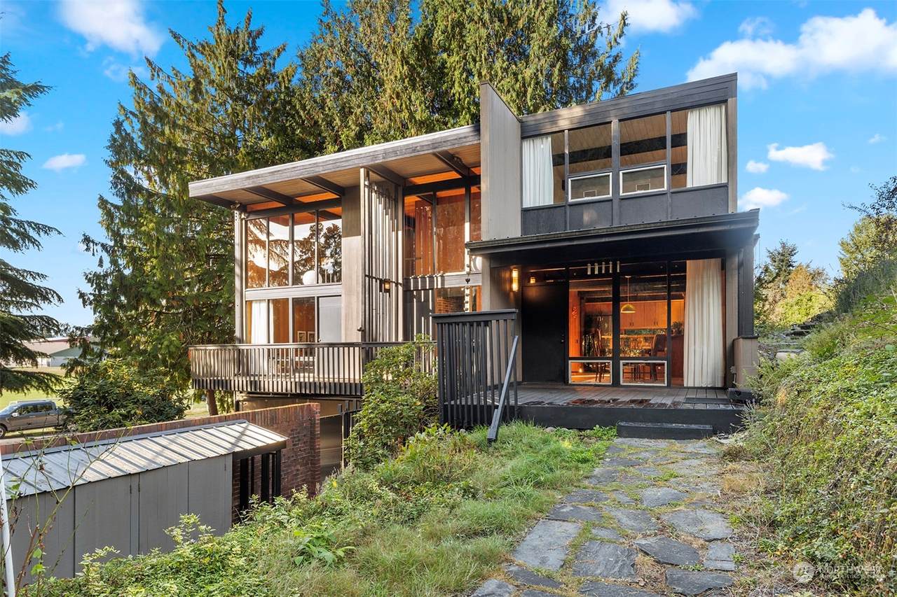1201 Garfield Street - Photo 1