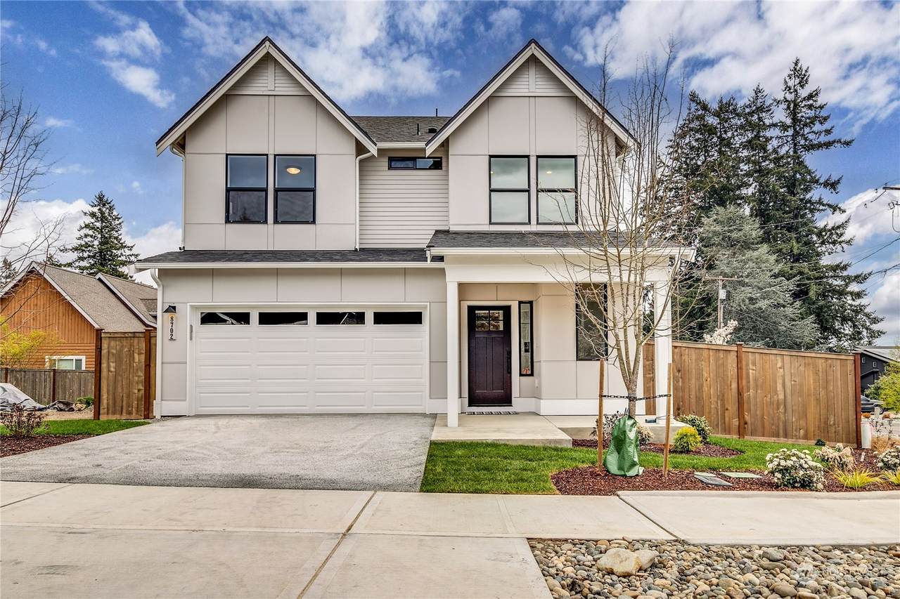 5029 Cedarside Loop - Photo 1