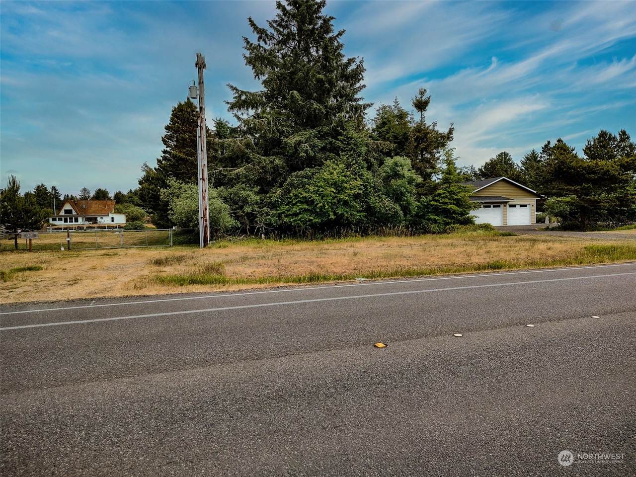 546 Point Brown Avenue - Photo 1