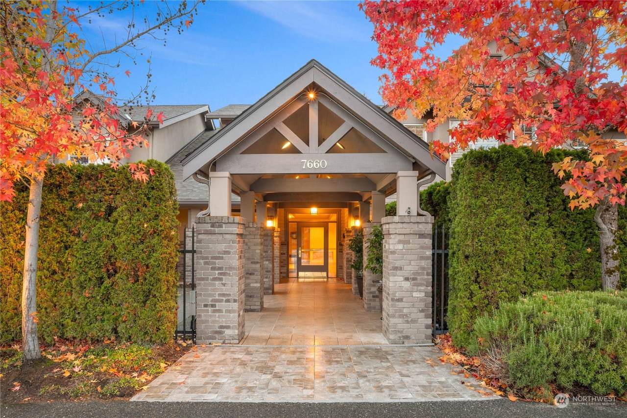 7660 Mercer Way - Photo 1