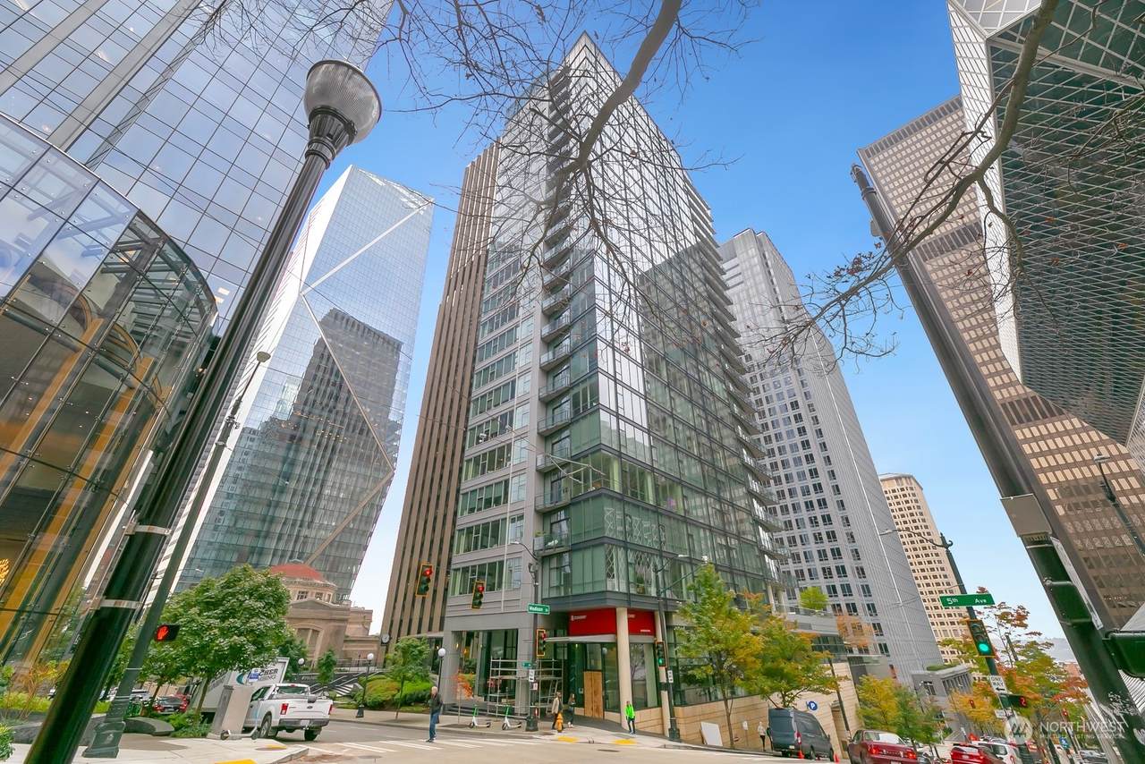 909 5th Avenue - Photo 1