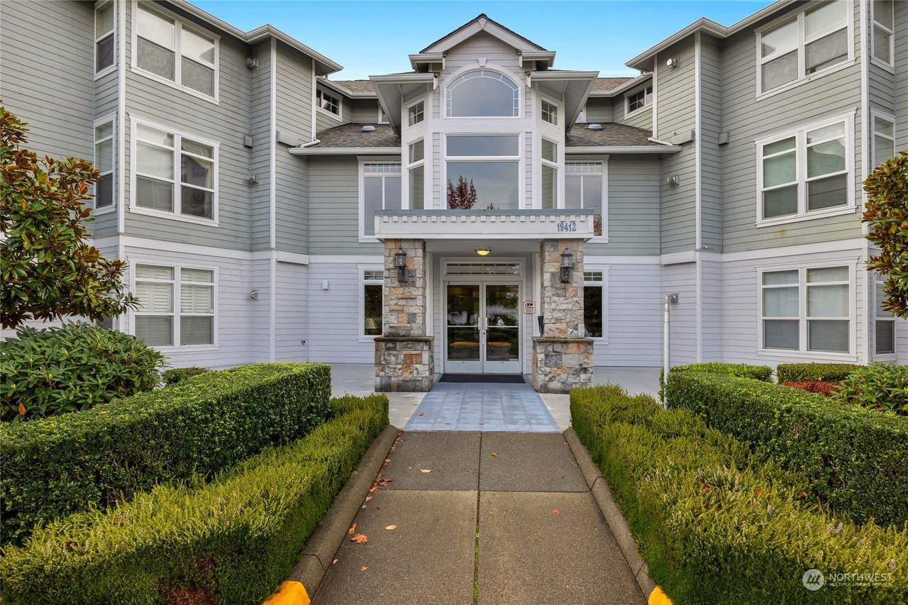 19412 48th Avenue - Photo 1