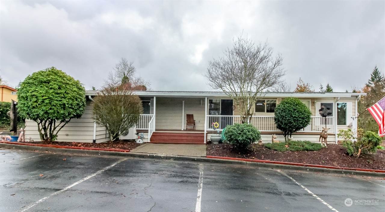 22023 107th Avenue - Photo 1