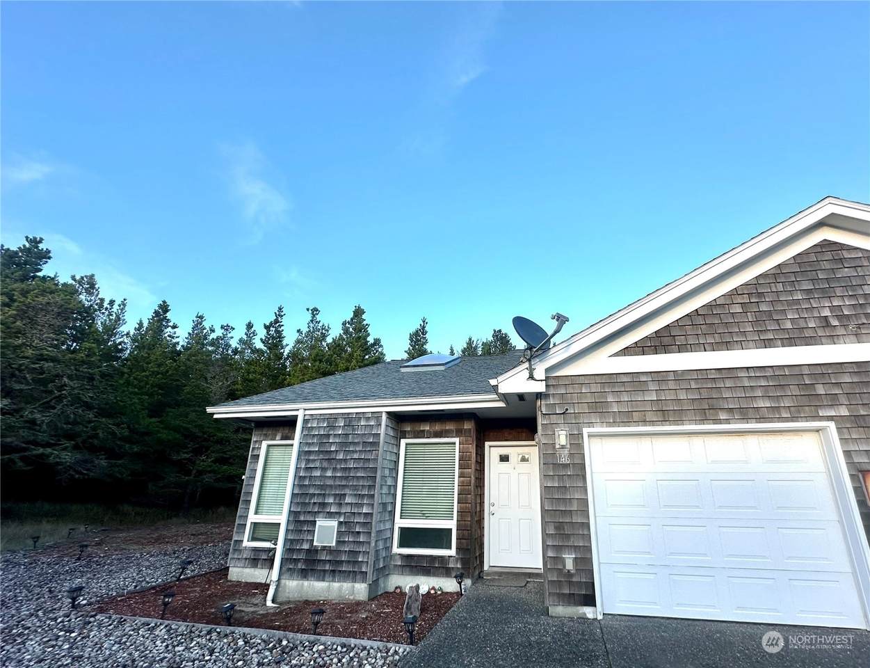 146 28th Street - Photo 1