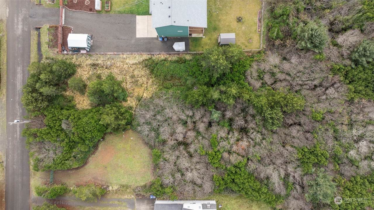 163 Sand Dune Avenue - Photo 1