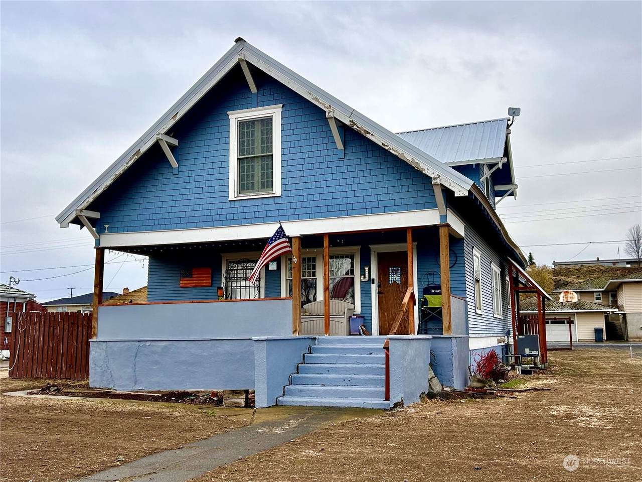 604 1st Avenue - Photo 1