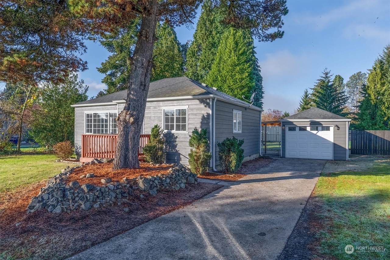 2437 30th Avenue - Photo 1